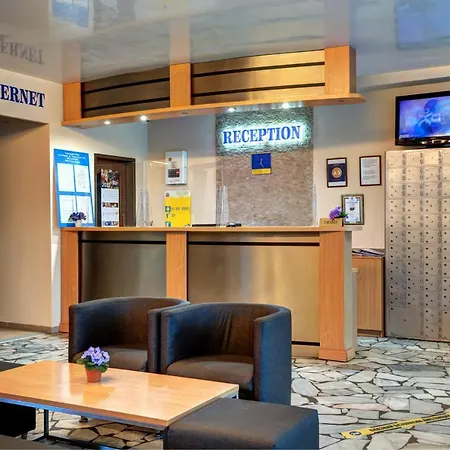 Paloma - In The Center Of The 3*