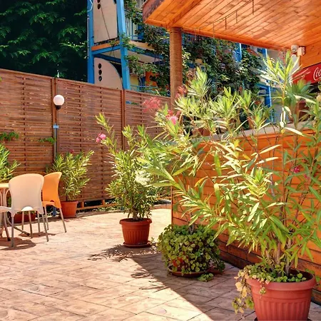 Paloma - In The Center Of The מלון