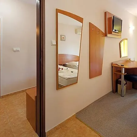 Paloma - In The Center Of The Hotel 3*