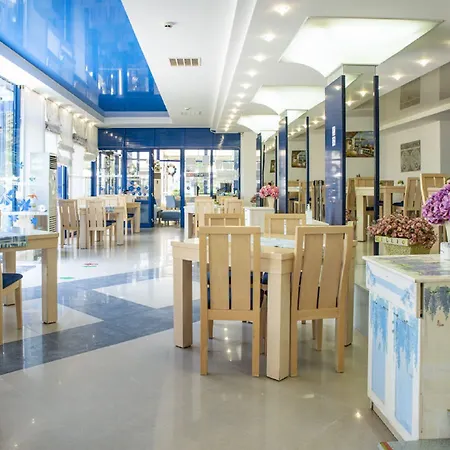 Paloma - In The Center Of The Σάνι Μπιτς