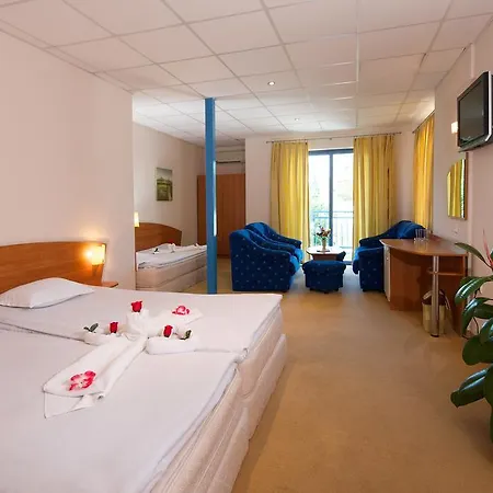 Paloma - In The Center Of The