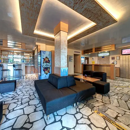 Otel Paloma - In The Center Of The