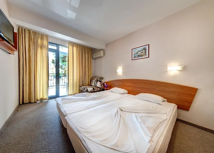Otel Paloma - In The Center Of The Sunny Beach